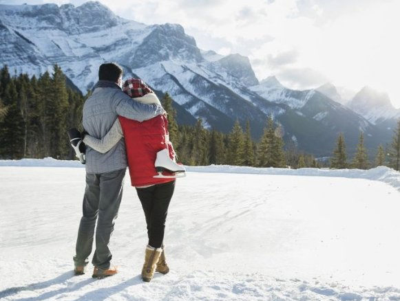 Embrace Love in the Paradise of Romance, Kashmir Honeymoon Tour Packages.