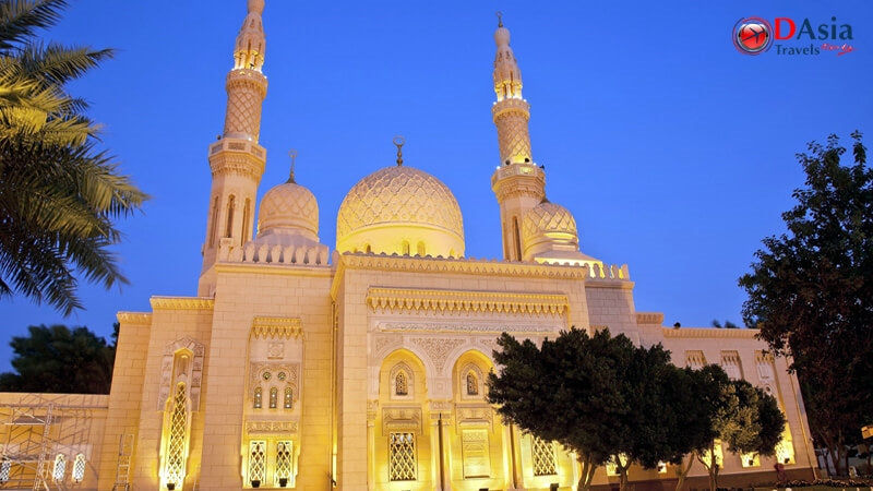 Thumbnail: Jumeirah Mosque Dubai Tour
