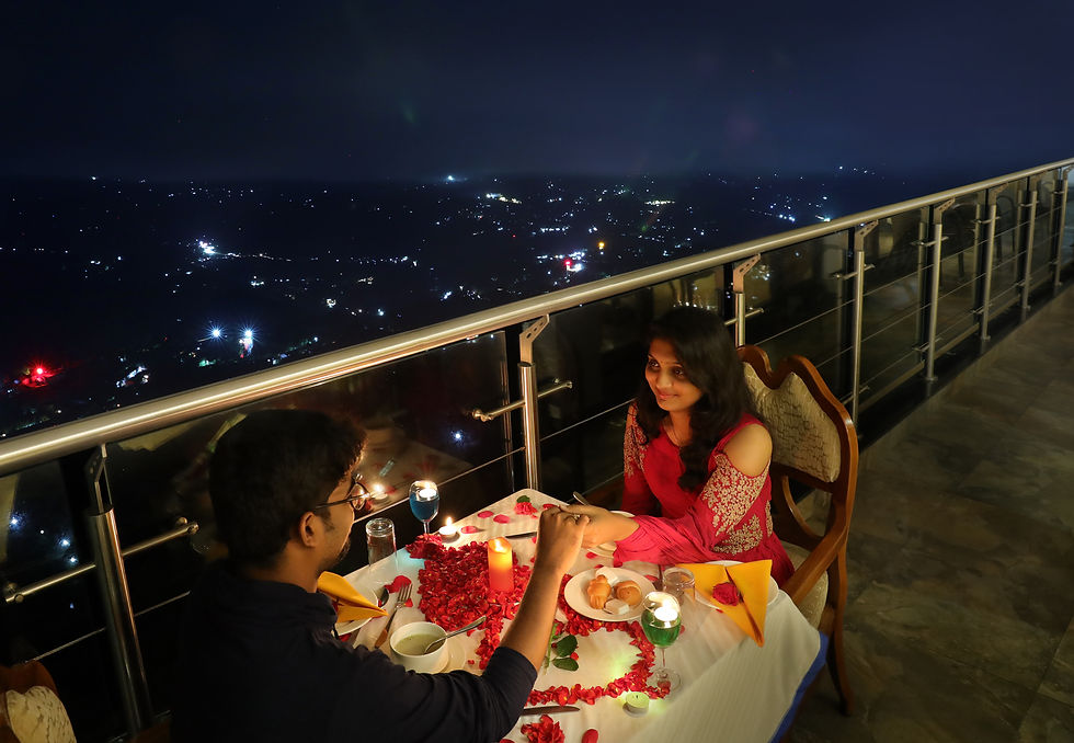 الصورة المصغرة: Romantic Candle Lighth Dinner fro couple at Munar