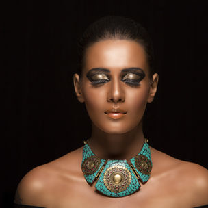 Cultural Connectors: South Asian Influencers Reshaping Global Living This Year