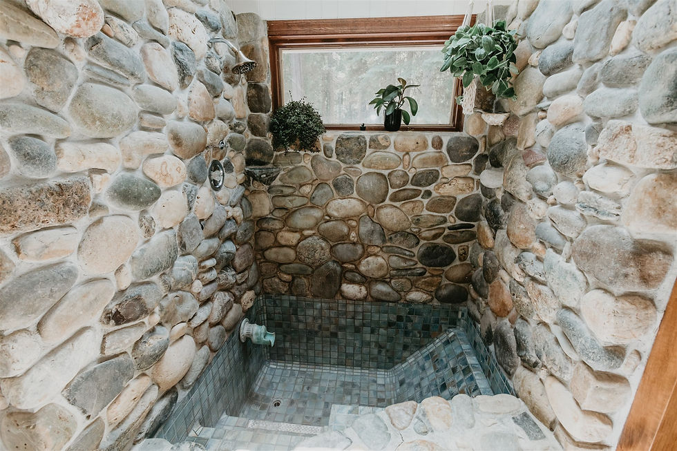 Bedroom Suite West Tub