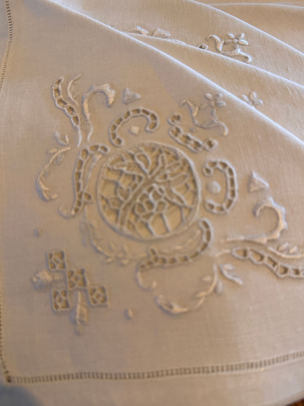 Thumbnail: Vintage Embroidered Linen Napkins