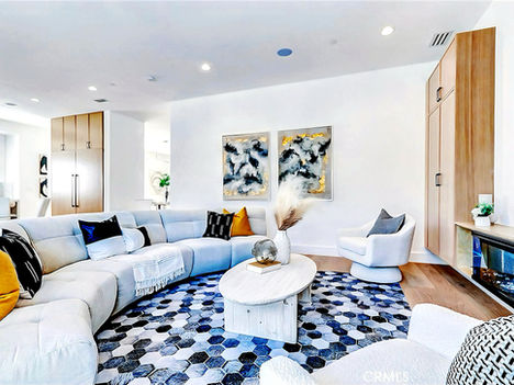 0 cover 2518-min.jpg