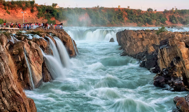 Dhuandhar Falls.png