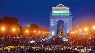 राजधानी में कोरोना के नए आंकड़ों ने फिर डराया, क्या दिल्ली में फिर बुरे होने वाले हैं हालात?
