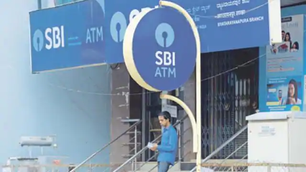 एसबीआई ने किया आगाह, मोबाइल हैकर्स से बचने के लिए करें ये उपाय