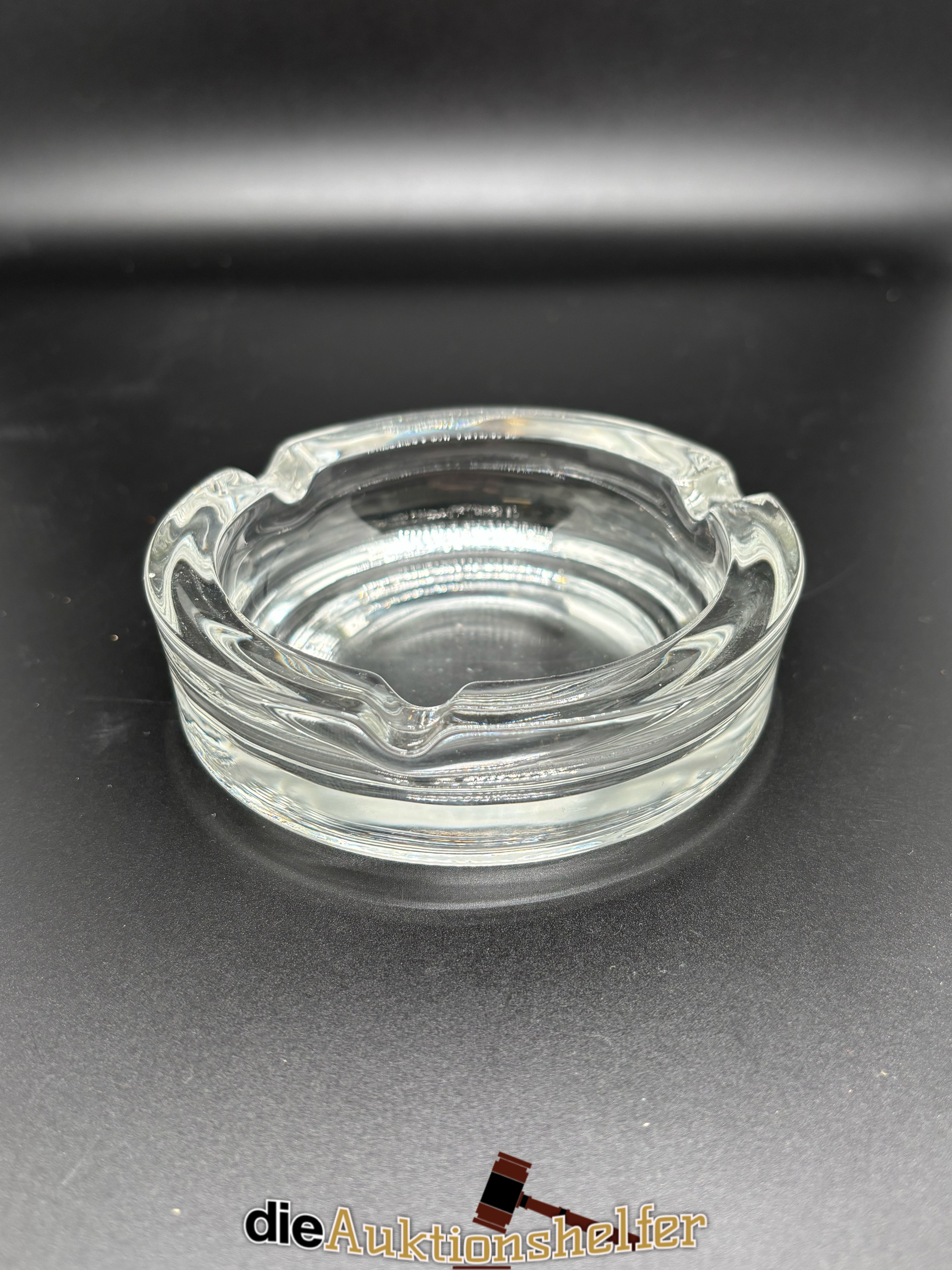 Glas-Aschenbecher