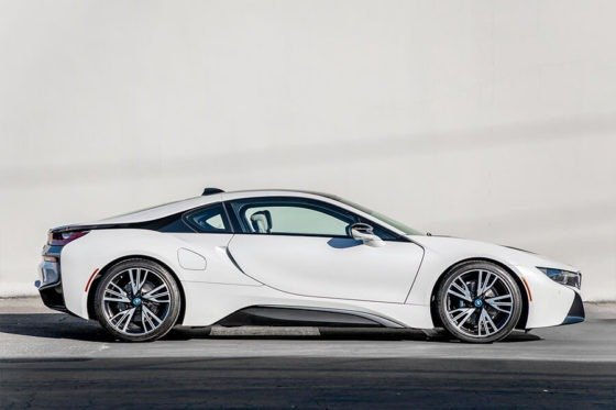 2015 BMW i8 photo 2