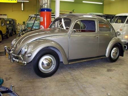 1957 Volkswagen Ragtop Sunroof Deluxe photo 1