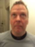 Mand laver øjenrulninger mod stress