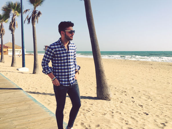 Aveiro! #paradise #shirt #zaraman #trousers #beach #fashion #style #boy #palmtree #celopman #marea #