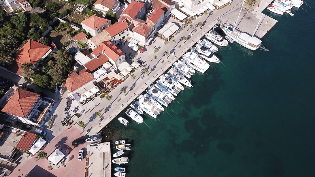 Boat rentals Rent Jelsa