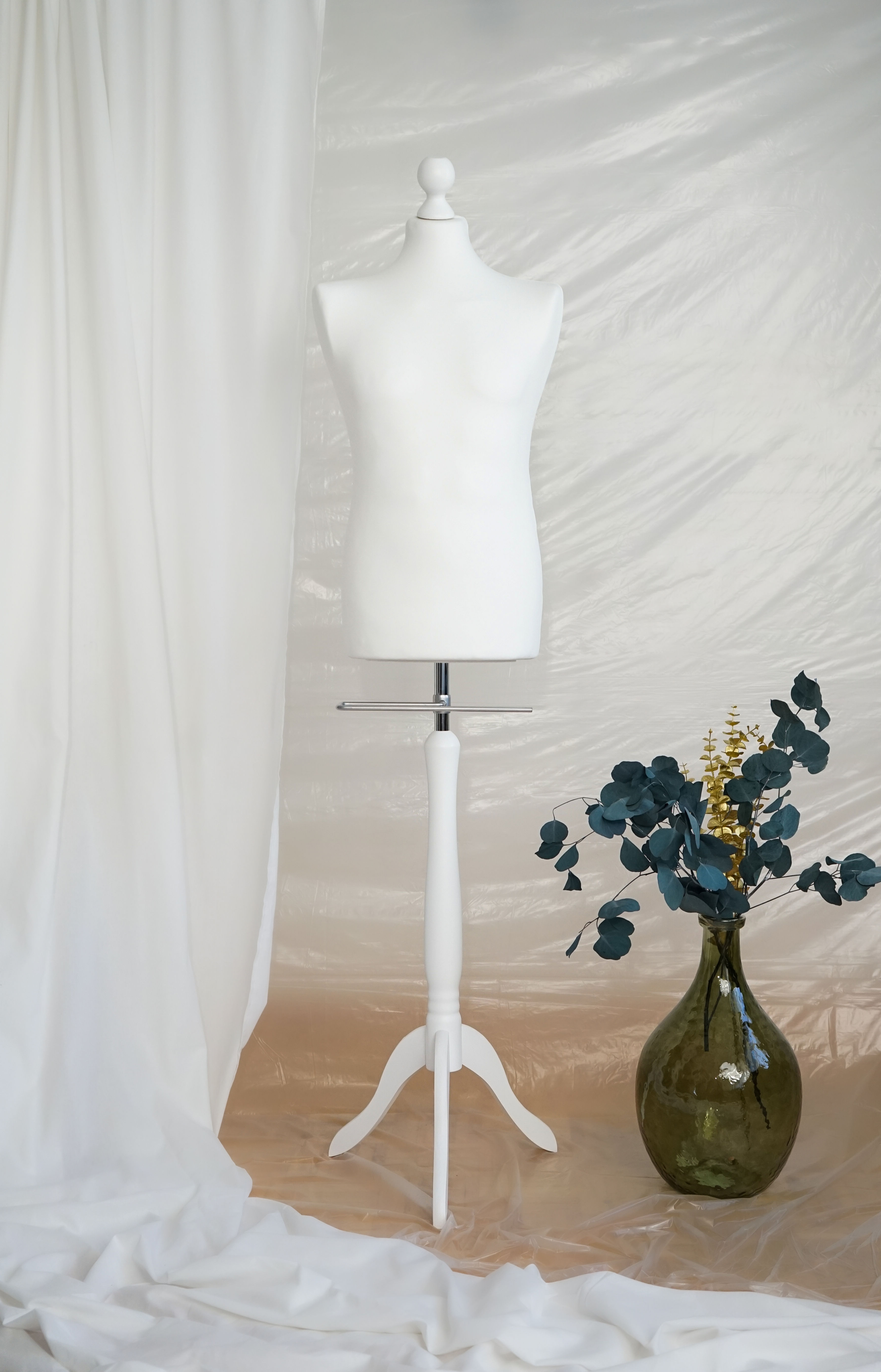 Манекен чоловічий для шиття та демонстрації одягу в магазині