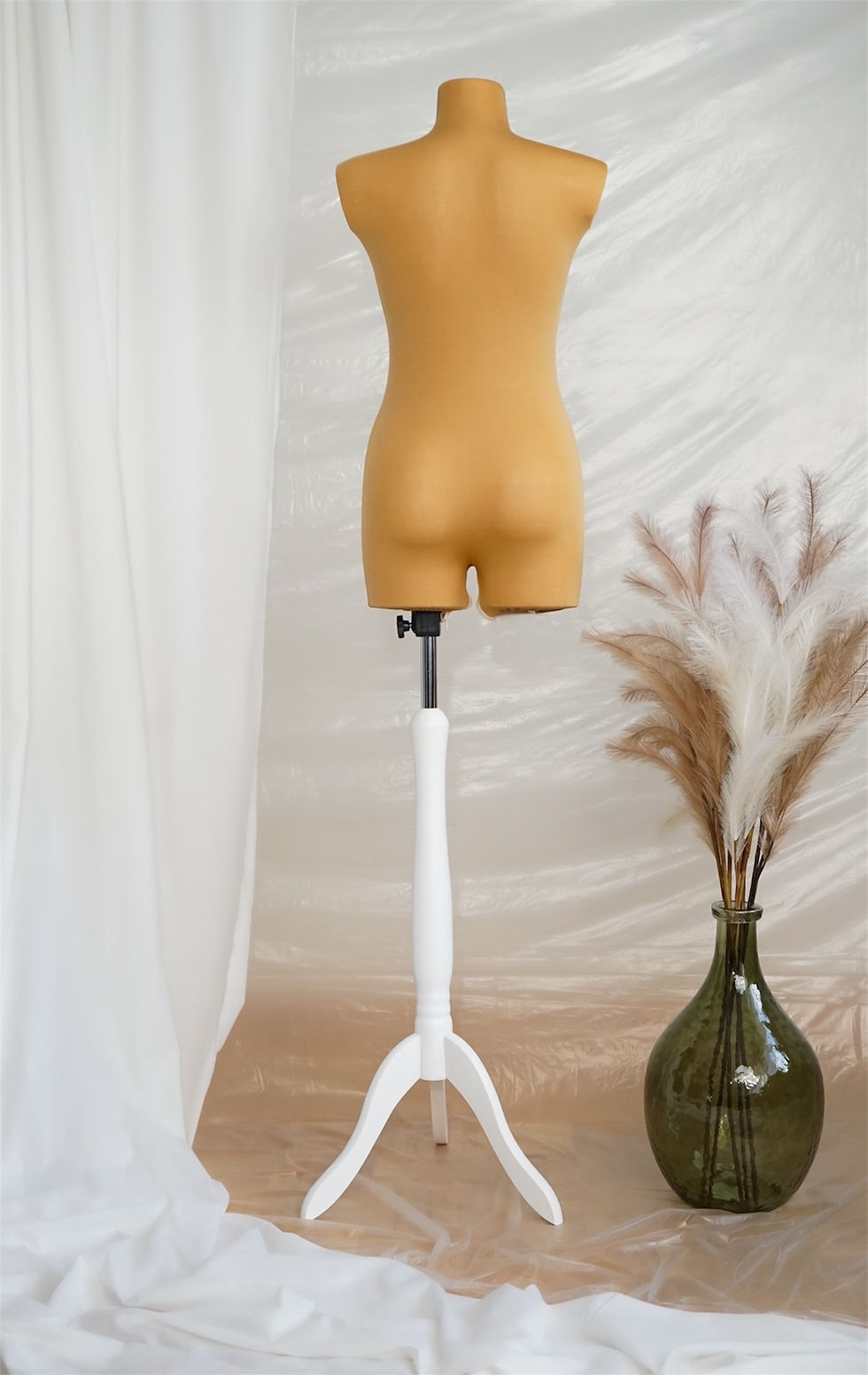 Прев'ю: Манекен жіночий для шиття та демонстрації одягу в магазині