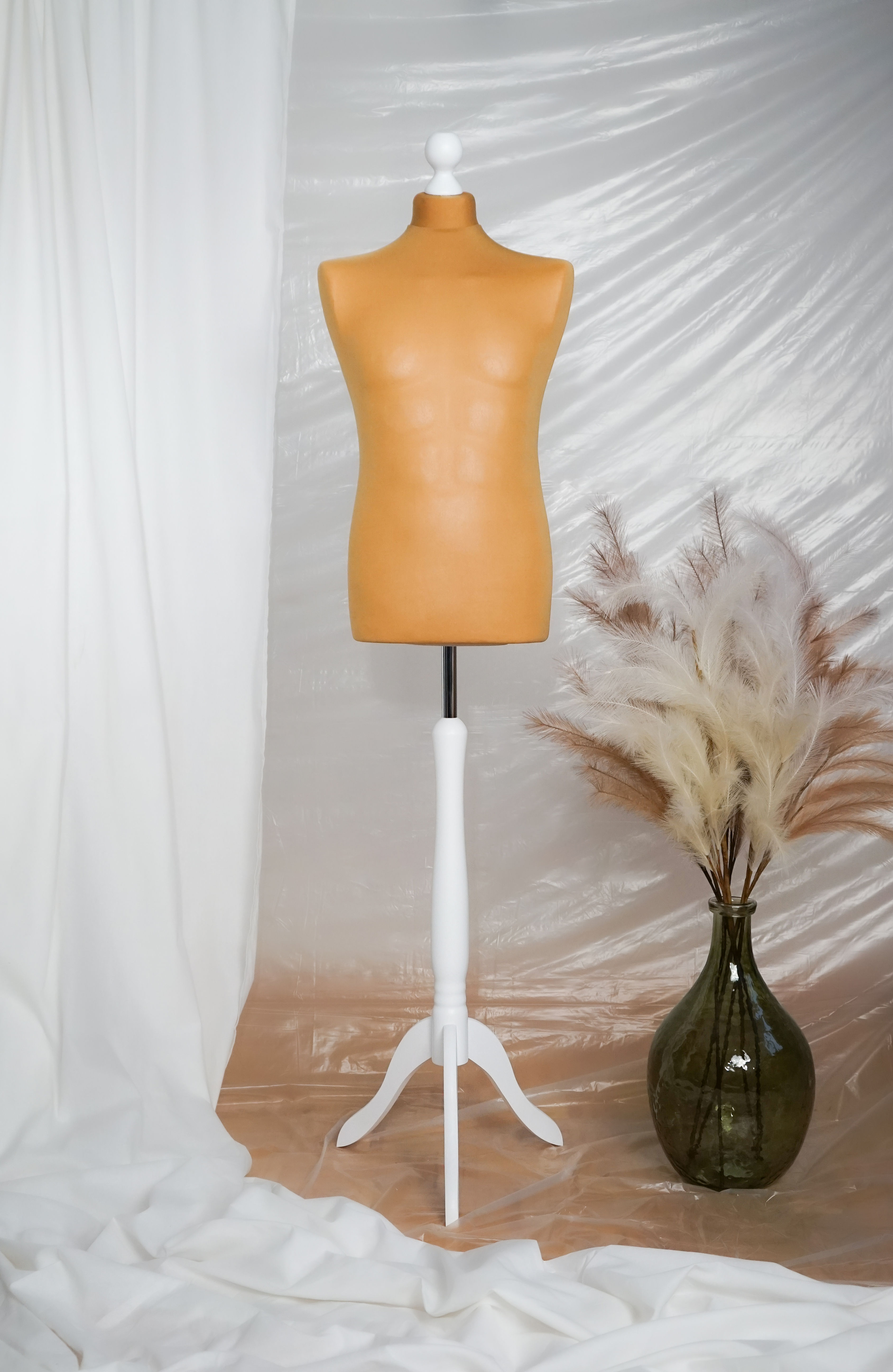 Манекен чоловічий для шиття та демонстрації одягу в магазині