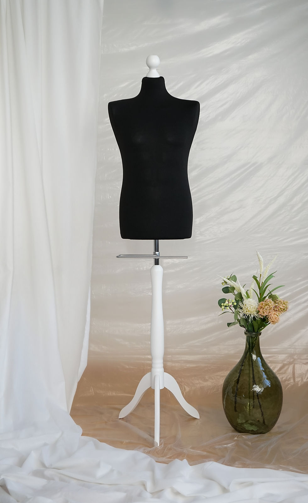 Манекен чоловічий для шиття та демонстрації одягу в магазині