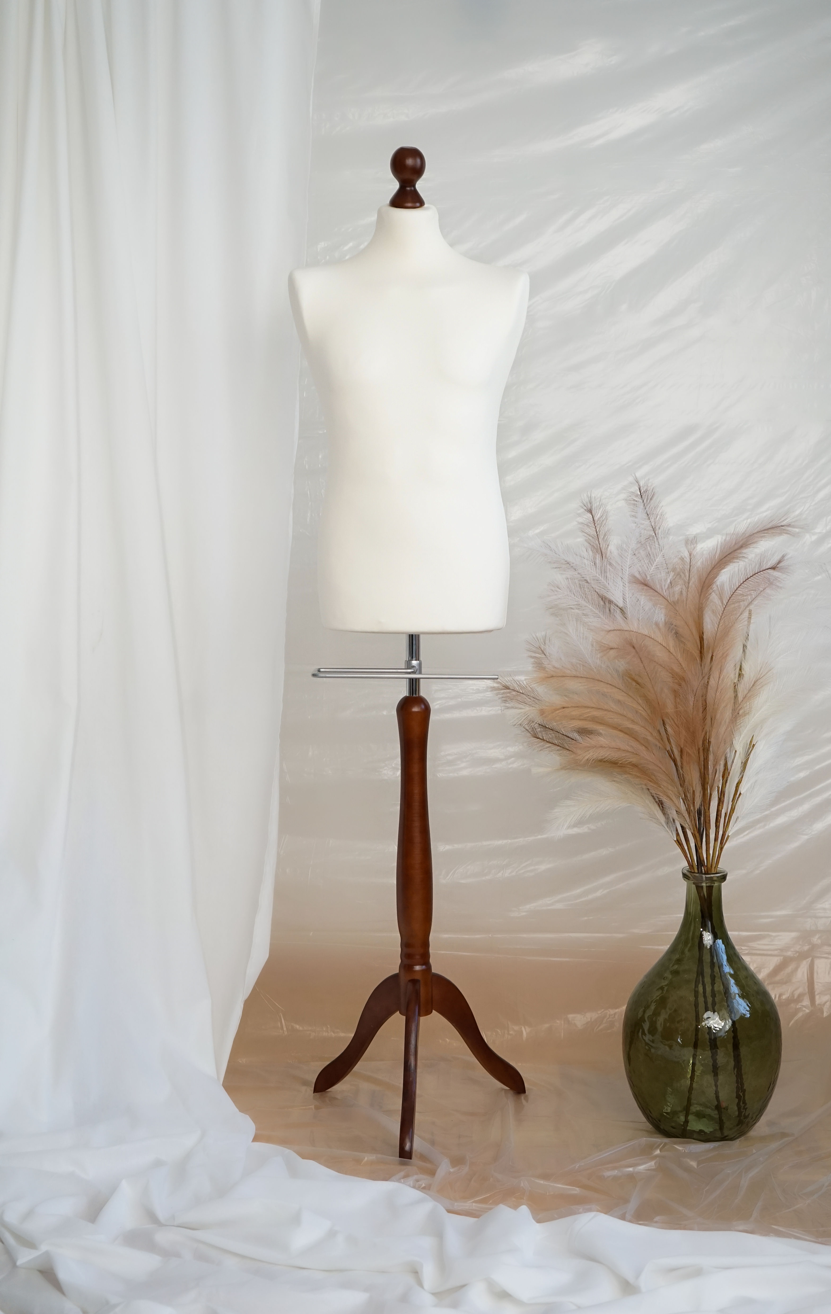 Манекен чоловічий для шиття та демонстрації одягу в магазині