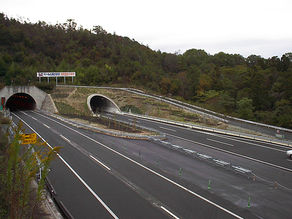 【NEXCO】岡山自動車道　槇谷地区造園工事