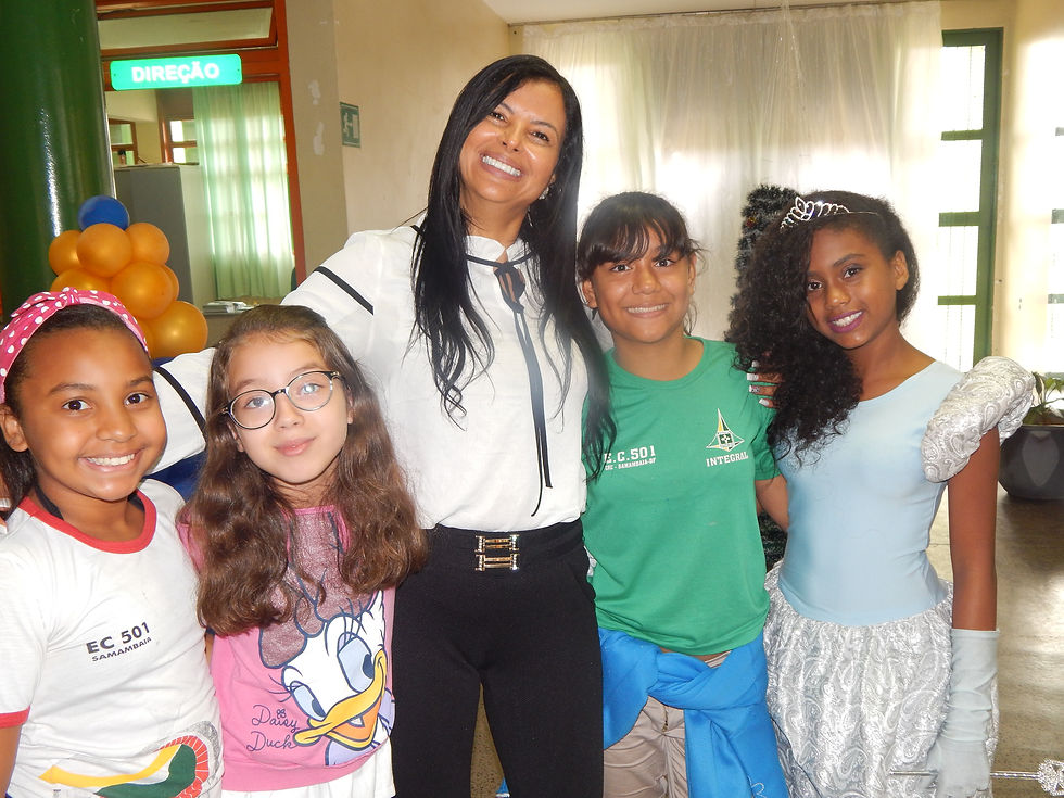 Momento com a Escritora Neusa Maria Projeto CONSTRULENDO (115)