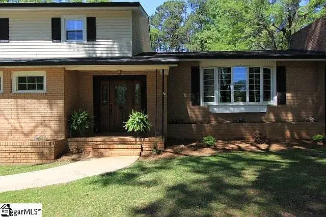 1002 Chestnut Street Extension, Laurens, SC