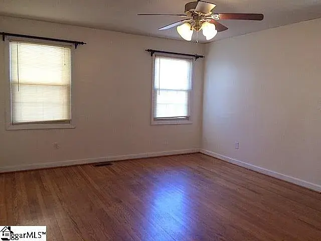 8 Hale Drive, Taylors, SC