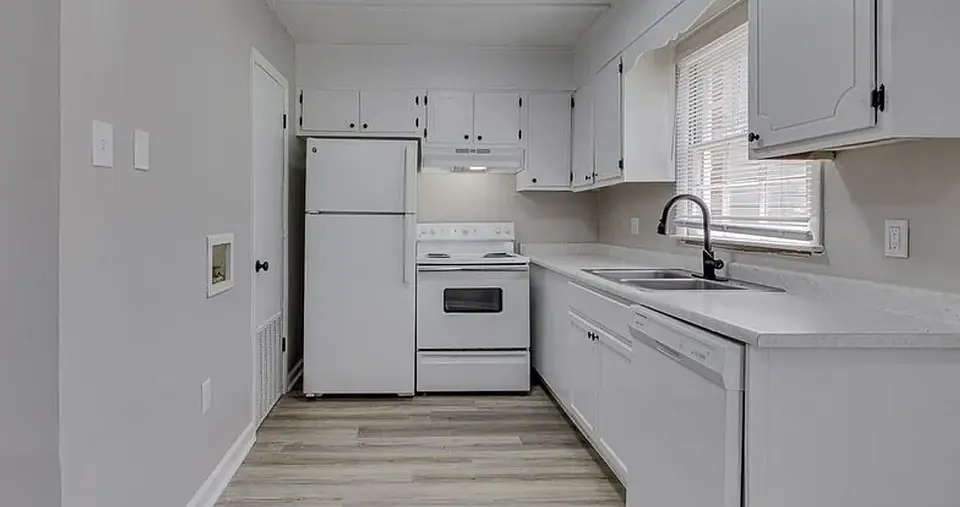 6526 White Horse Road, Greenville, SC