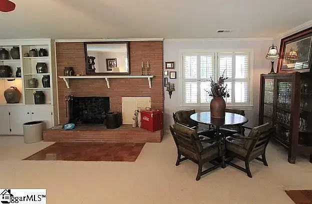 1002 Chestnut Street Extension, Laurens, SC