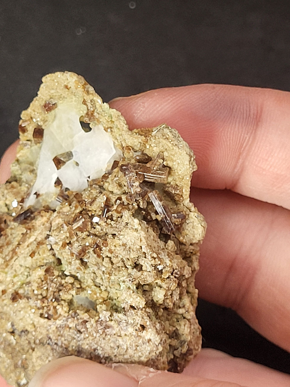 Thumbnail: Vesuvianite