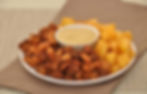 Mandioca Frita com Torresmo