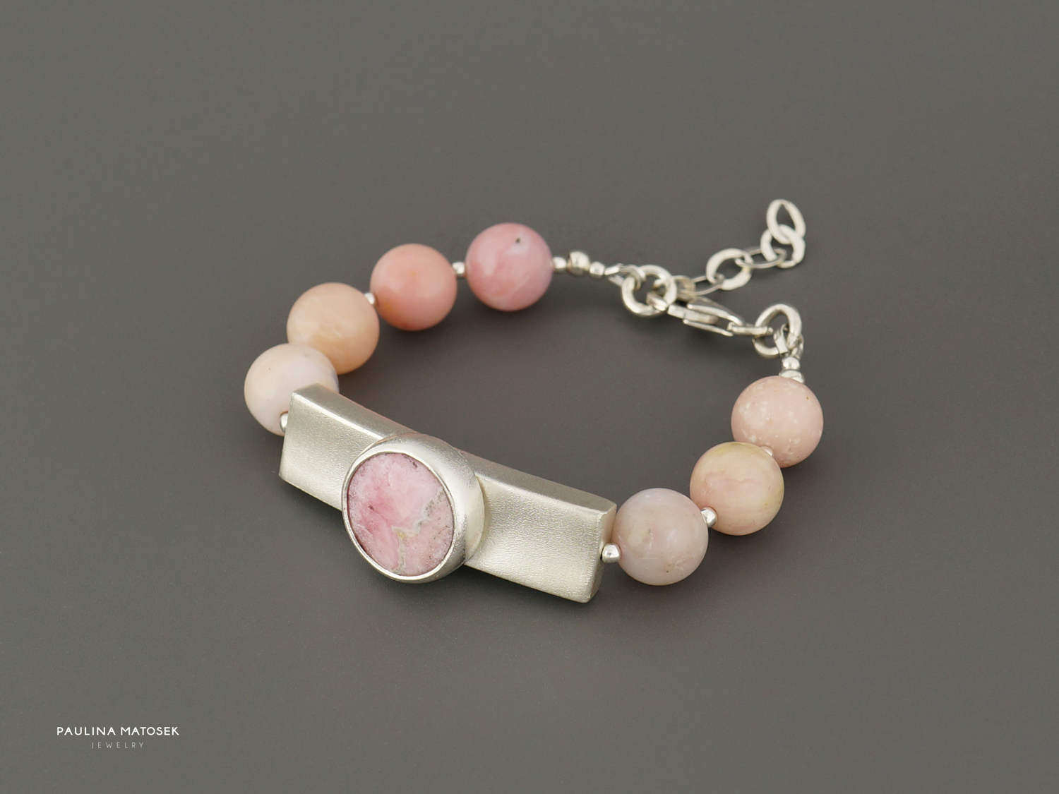 Bransoleta srebrna z rodochrozytem i opalami UNI_83