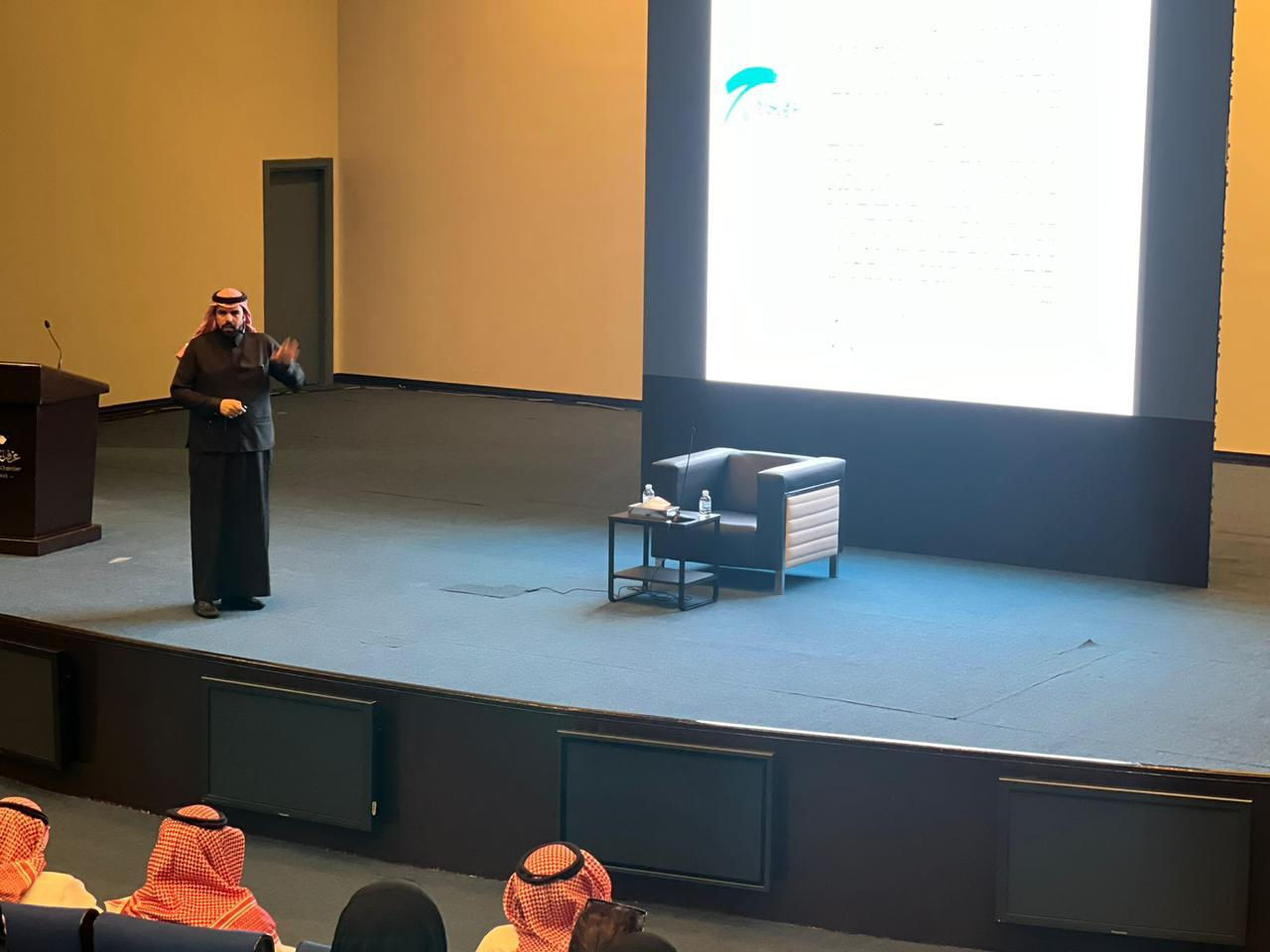 المحامي تركي الحارثي غرفة جدة
