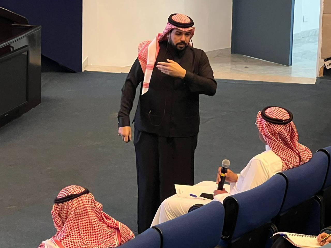 المحامي تركي الحارثي غرفة جدة