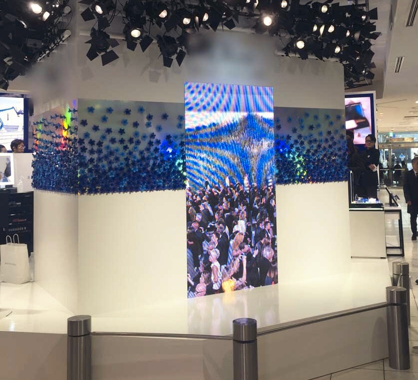 デパート内展示 LED