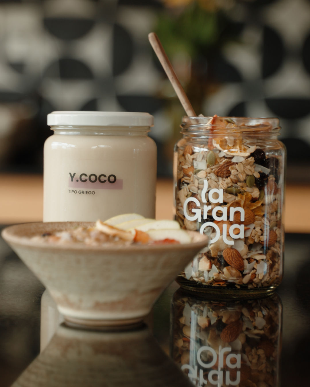 Granola + Ivy Cocina Vegana