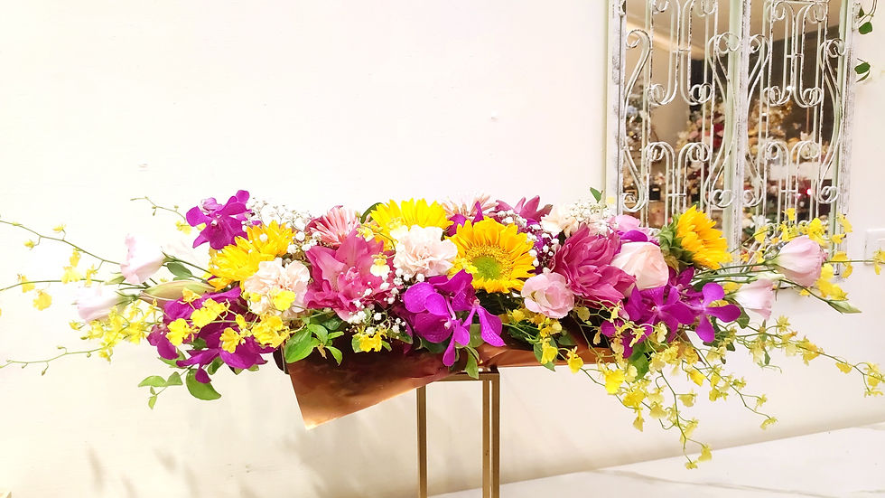 縮圖：婚禮 • 證婚台桌花