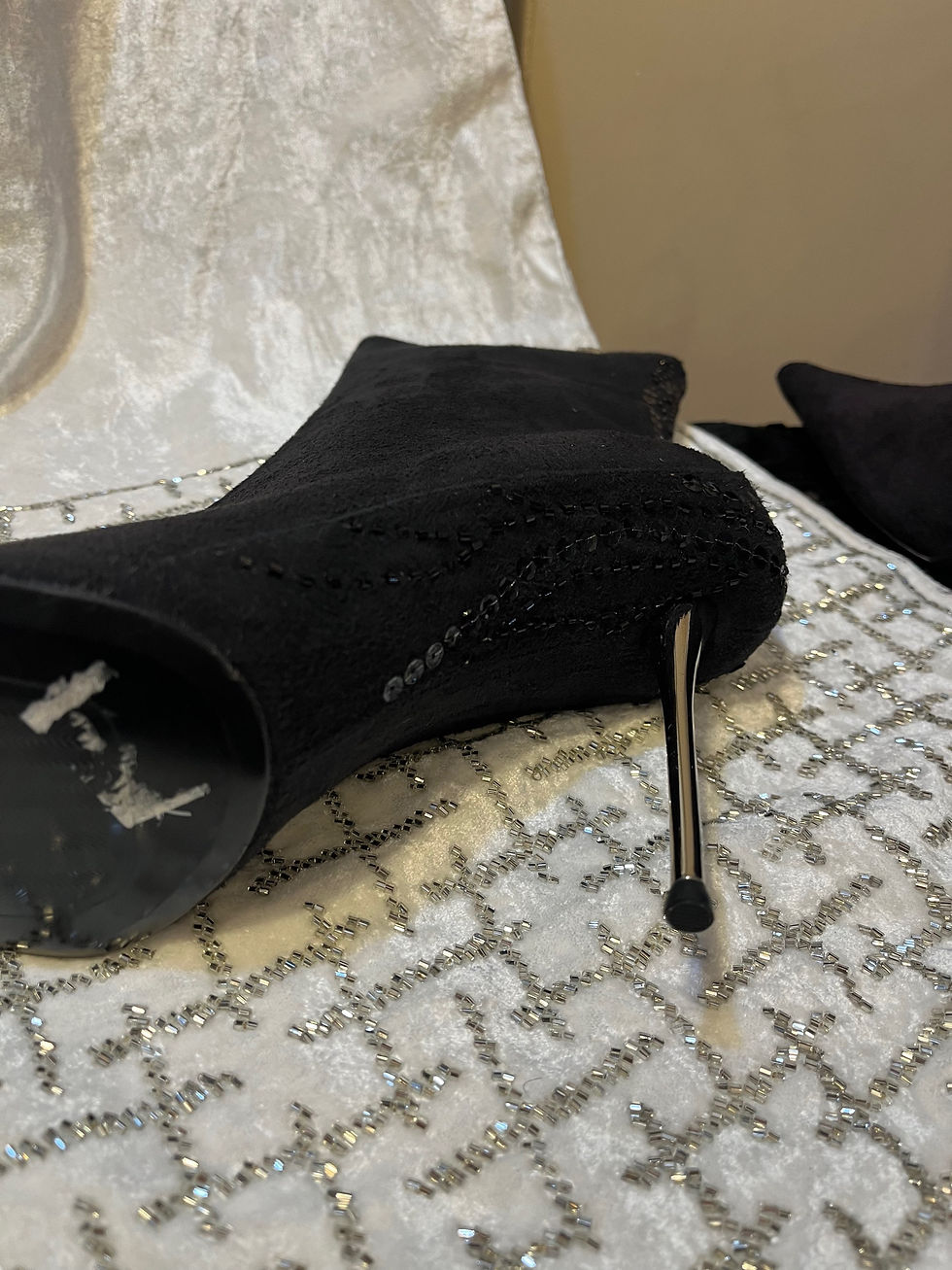 Thumbnail: Size 7 suede boots with metal heel and sequins 