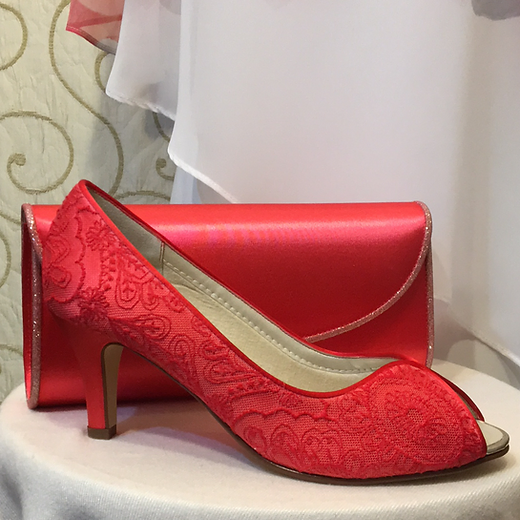 dyeable shoes and bags
