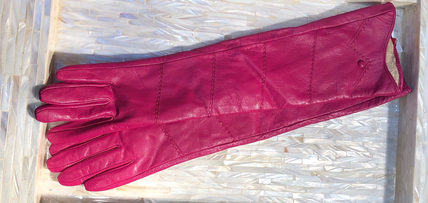 Pink leather Gloves