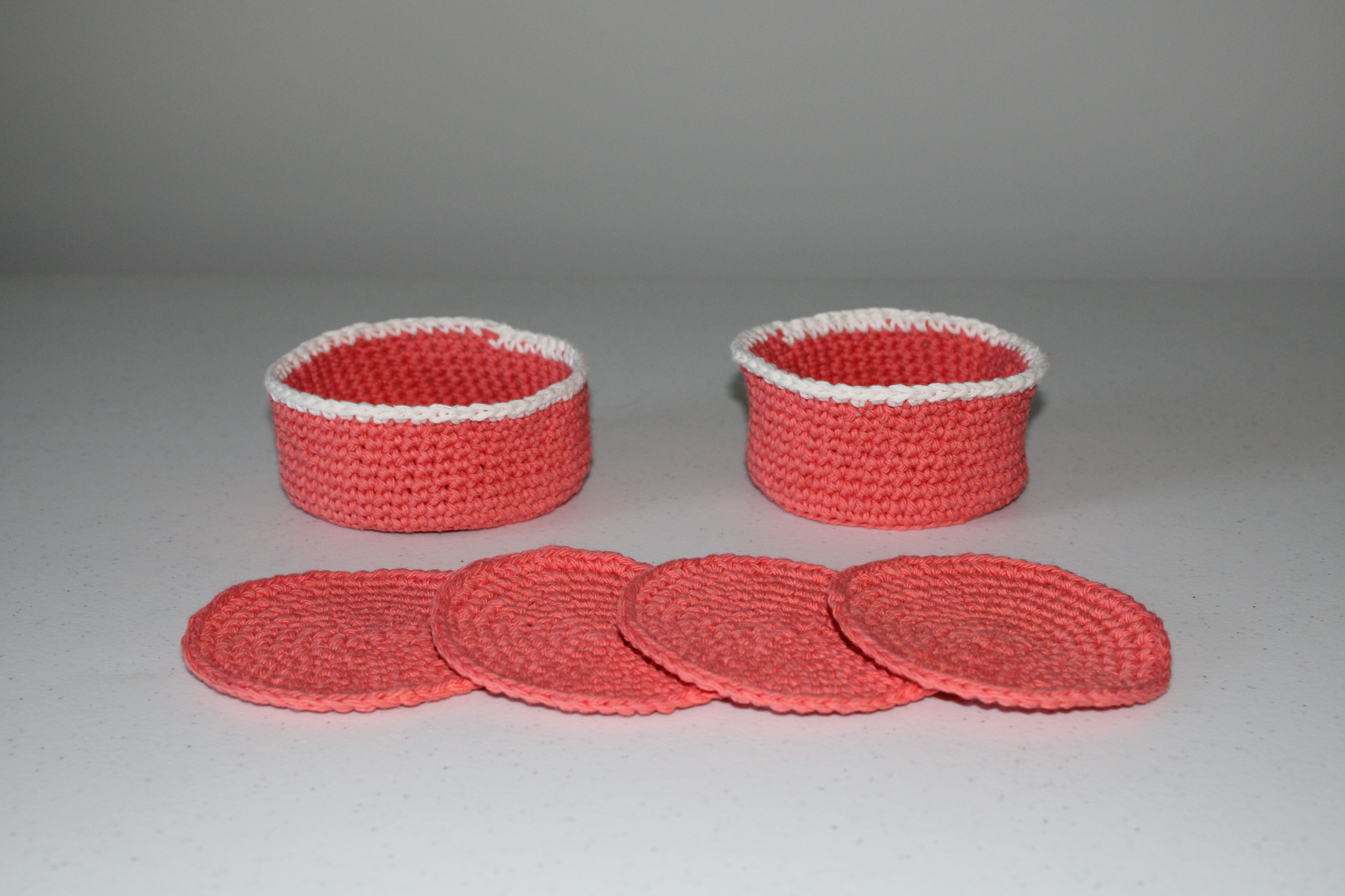 Soft Sided Bowls & Coasters - Light Red