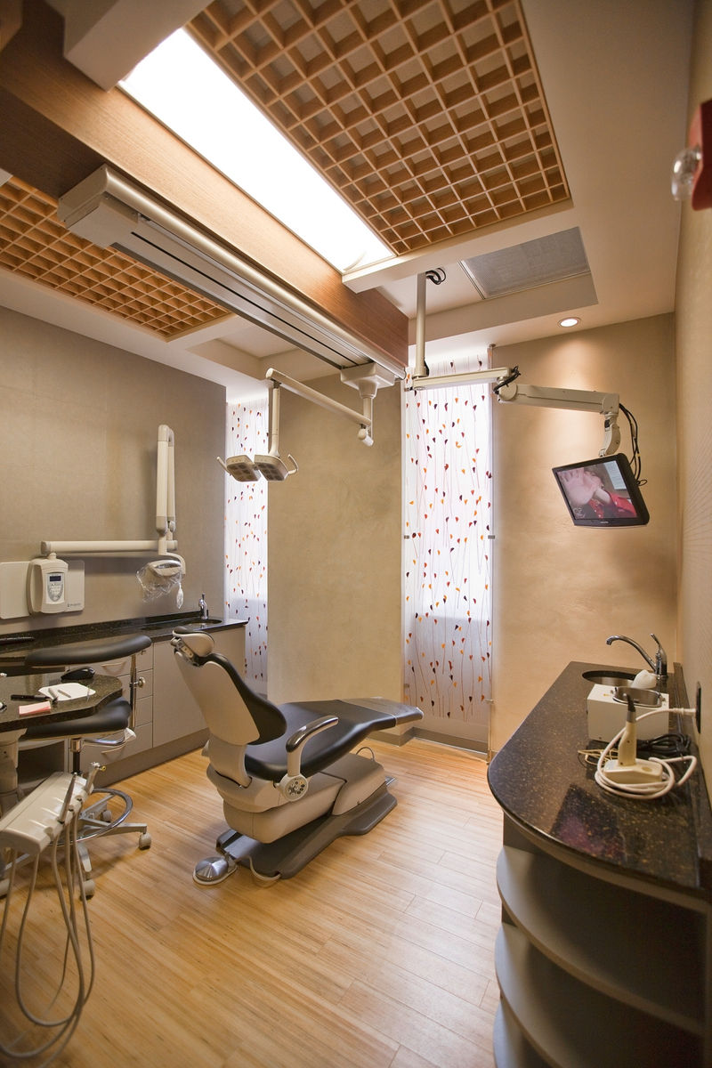 Moossy General & Cosmetic Dentistry