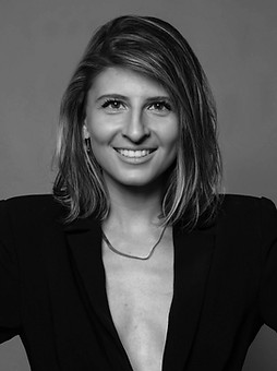 How Professional Photography Can Transform Your Online Presence - Aimee Rachael Photography