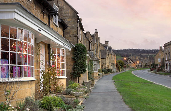 Broadway Village, Cotswolds sighseeing day trip from Bath