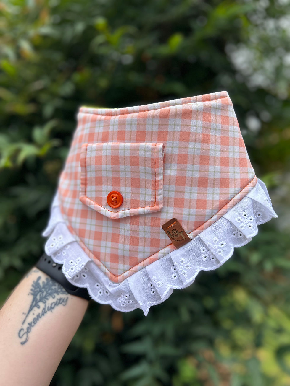 Thumbnail: LADY COTTONTAIL | FLAP POCKET & FRILL BANDANA 