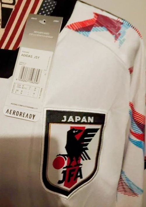 Miniature : Maillot Japon Adidas x Zoro One Piece Blanc – Taille M – Neuf avec Étiquettes