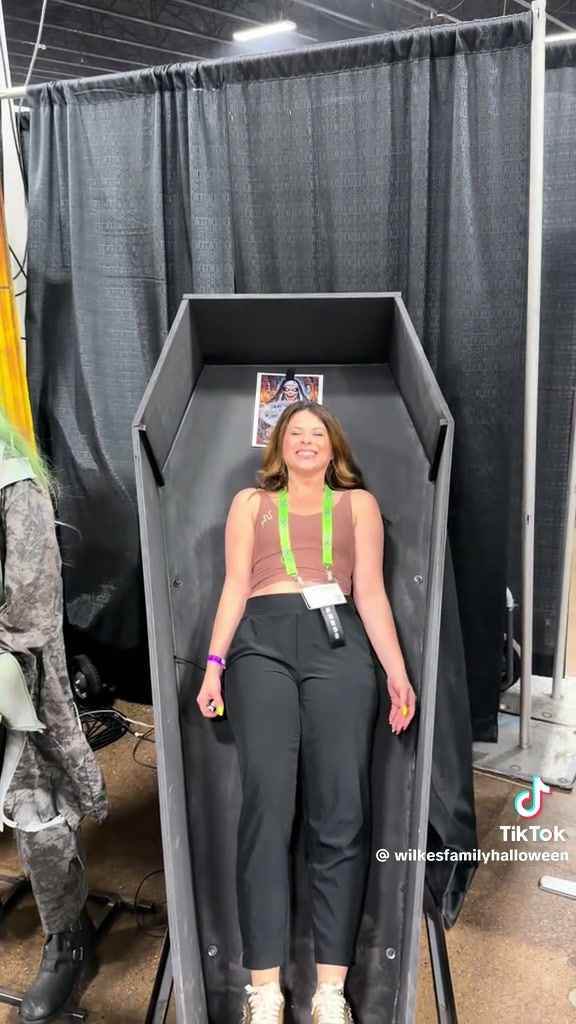 Thumbnail: Coffin Launcer