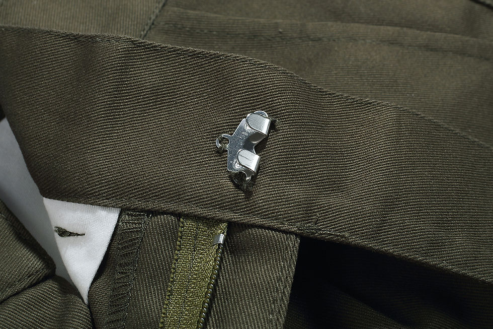 Thumbnail: STCC058Pleated Chino Shorts - Green