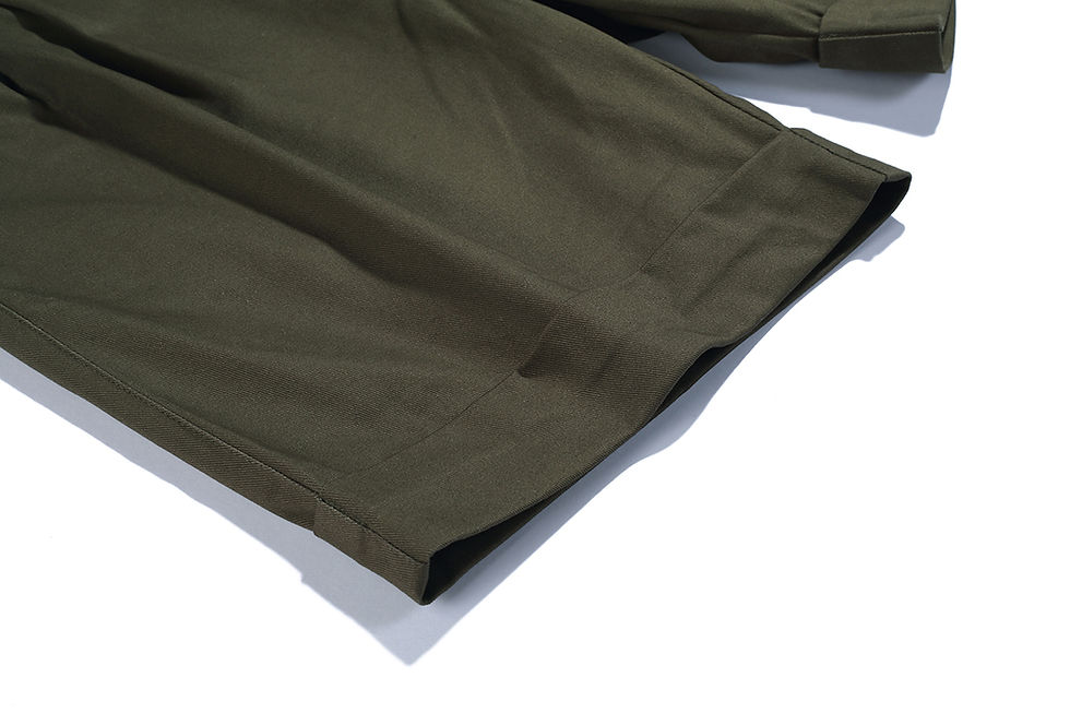 Thumbnail: STCC058Pleated Chino Shorts - Green