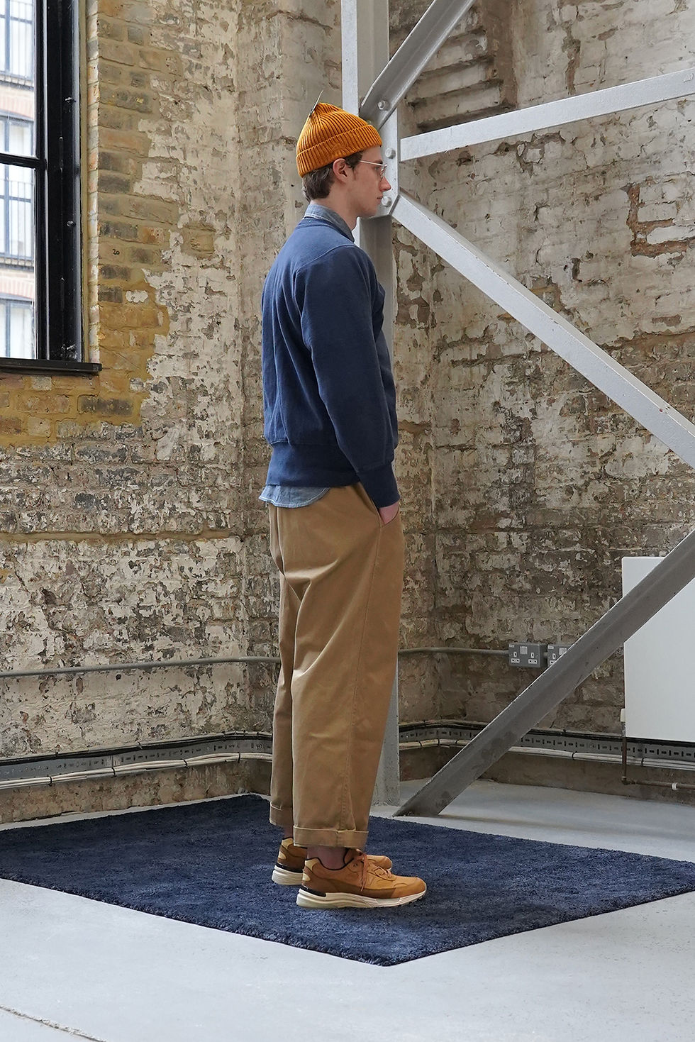 サムネイル： 1942 Wide Chino - Khaki ST003