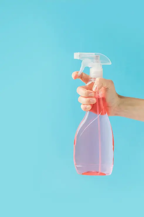 cleaning-spray-bottle.webp
