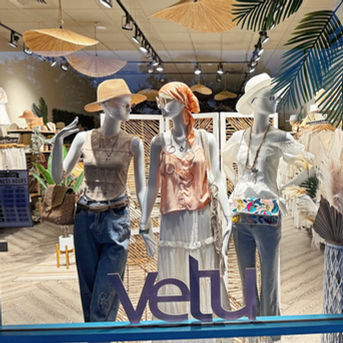 Women-Owned Boutique vêtu Highlighted During Women’s History Month at Vero Beach Outlets